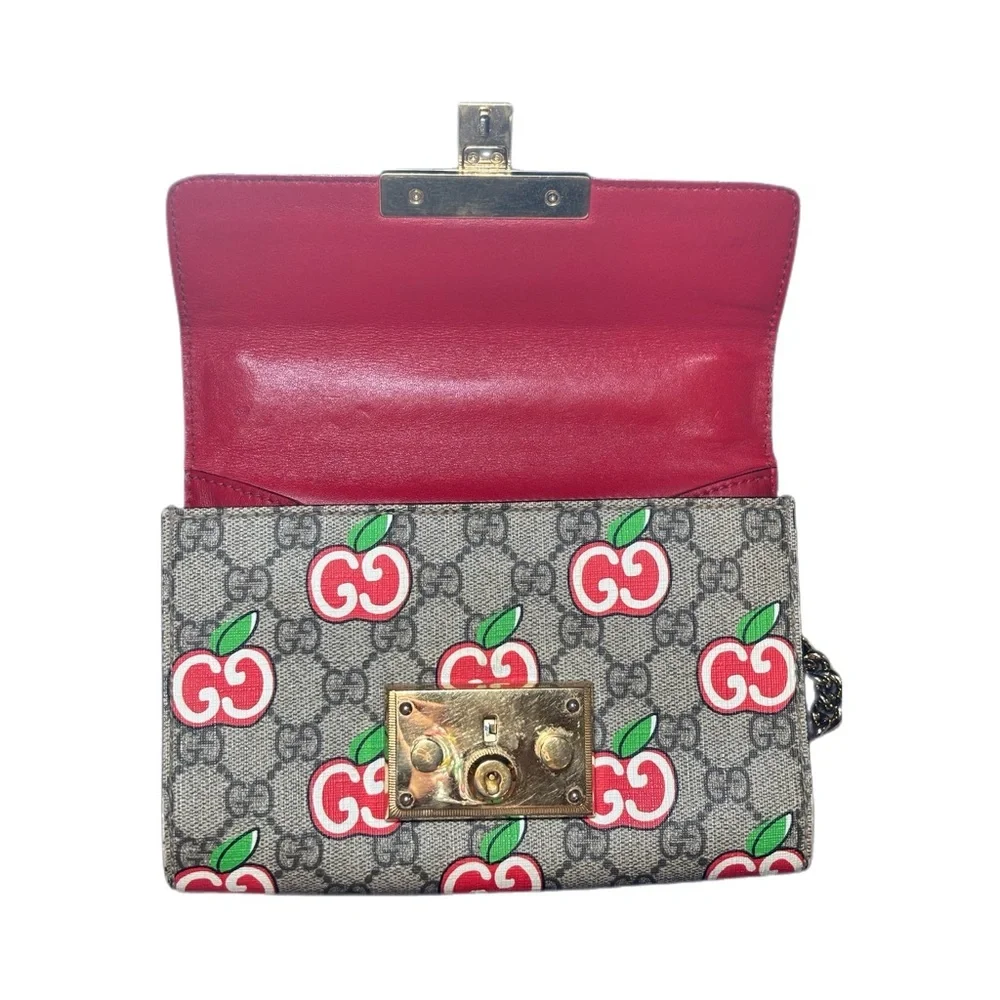 GUCCI GG Supreme Apple Padlock Chain Shoulder bag (Pre-owned & Authentic) - Picture 8 of 17